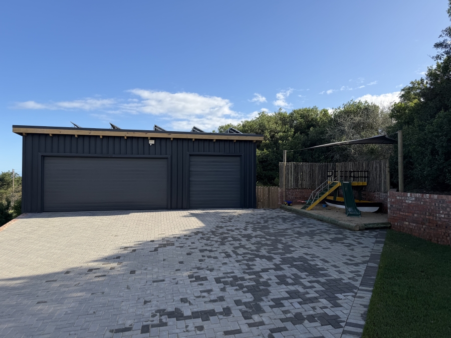 4 Bedroom Property for Sale in Hansmoeskraal A H Western Cape